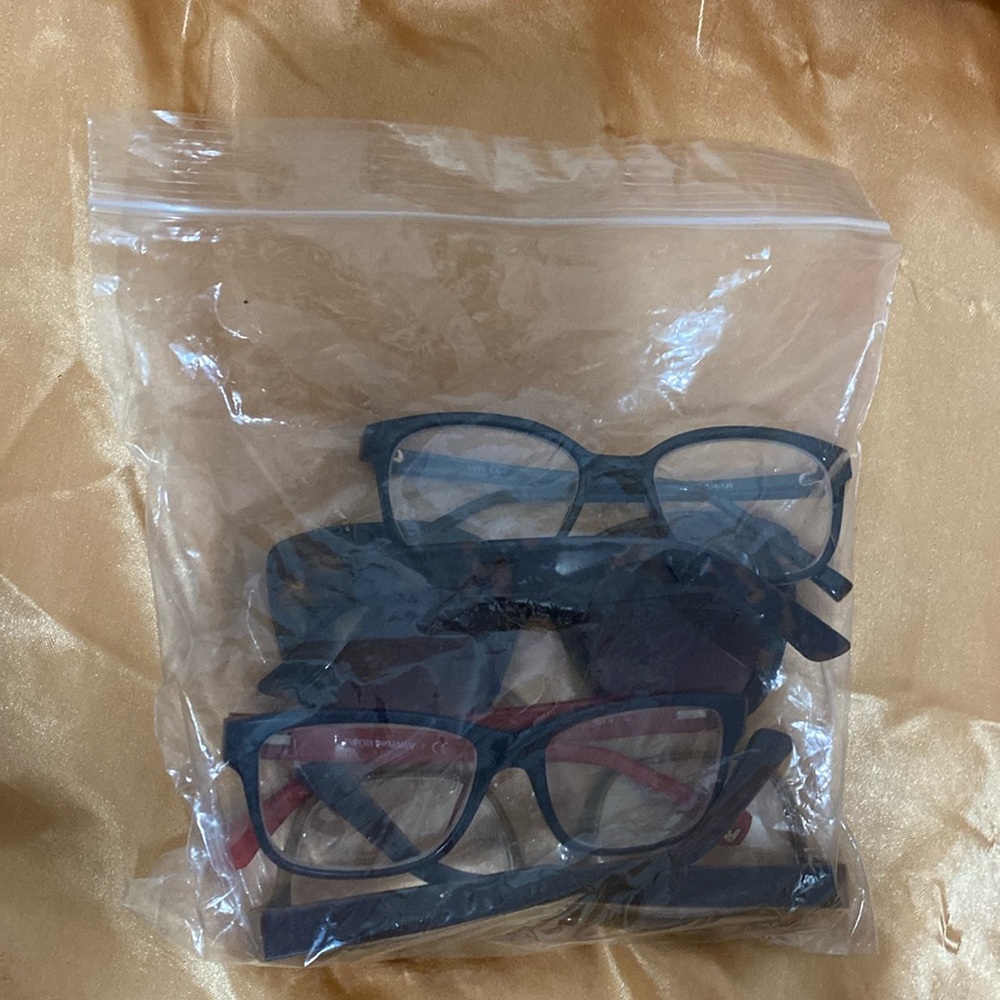 4 glasses frames